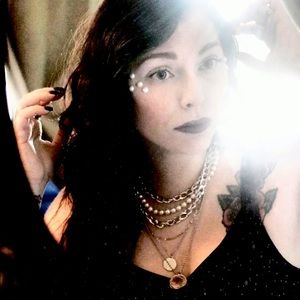 Silver layered chain necklace